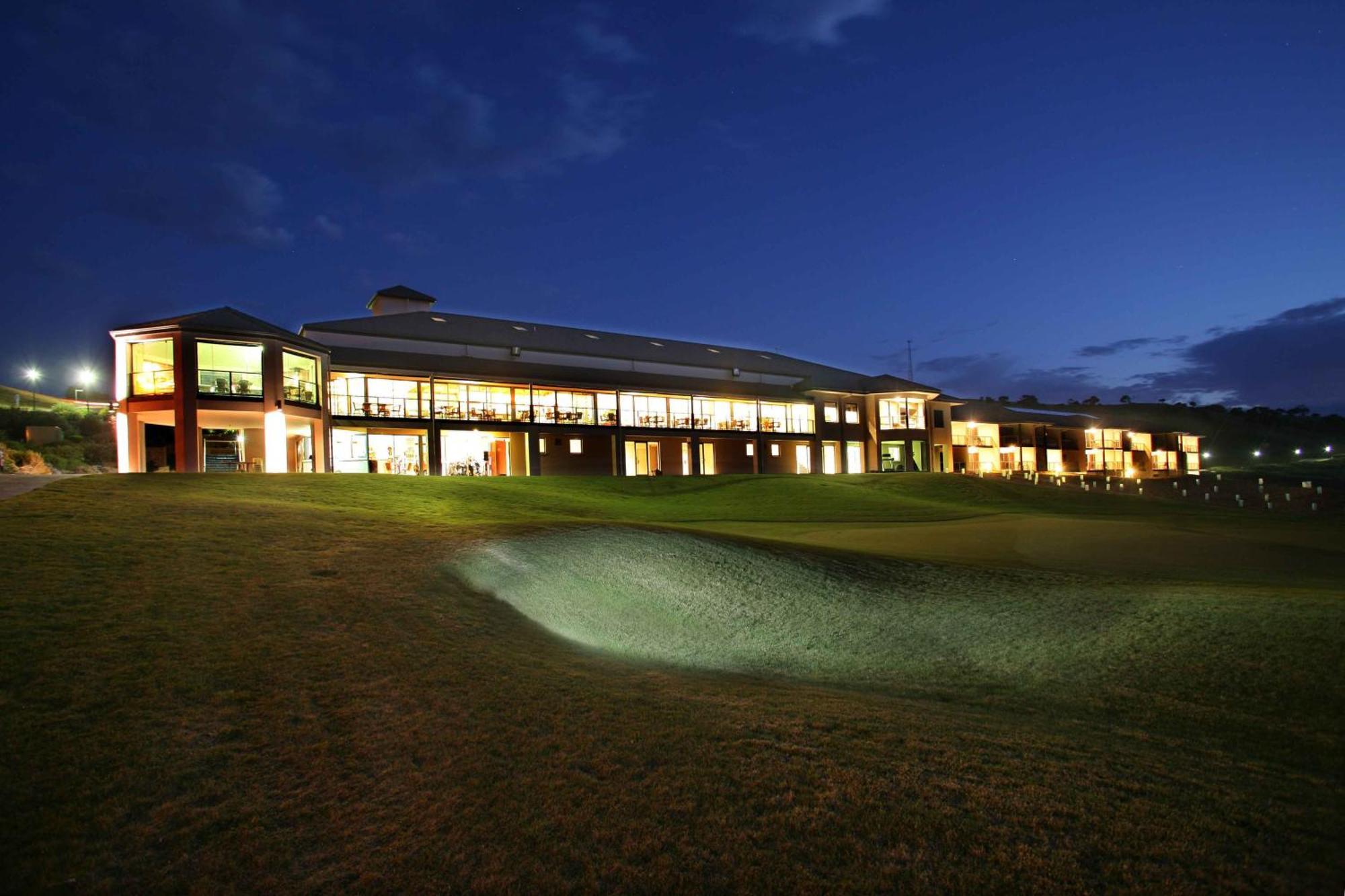 Lady Bay Resort 4*