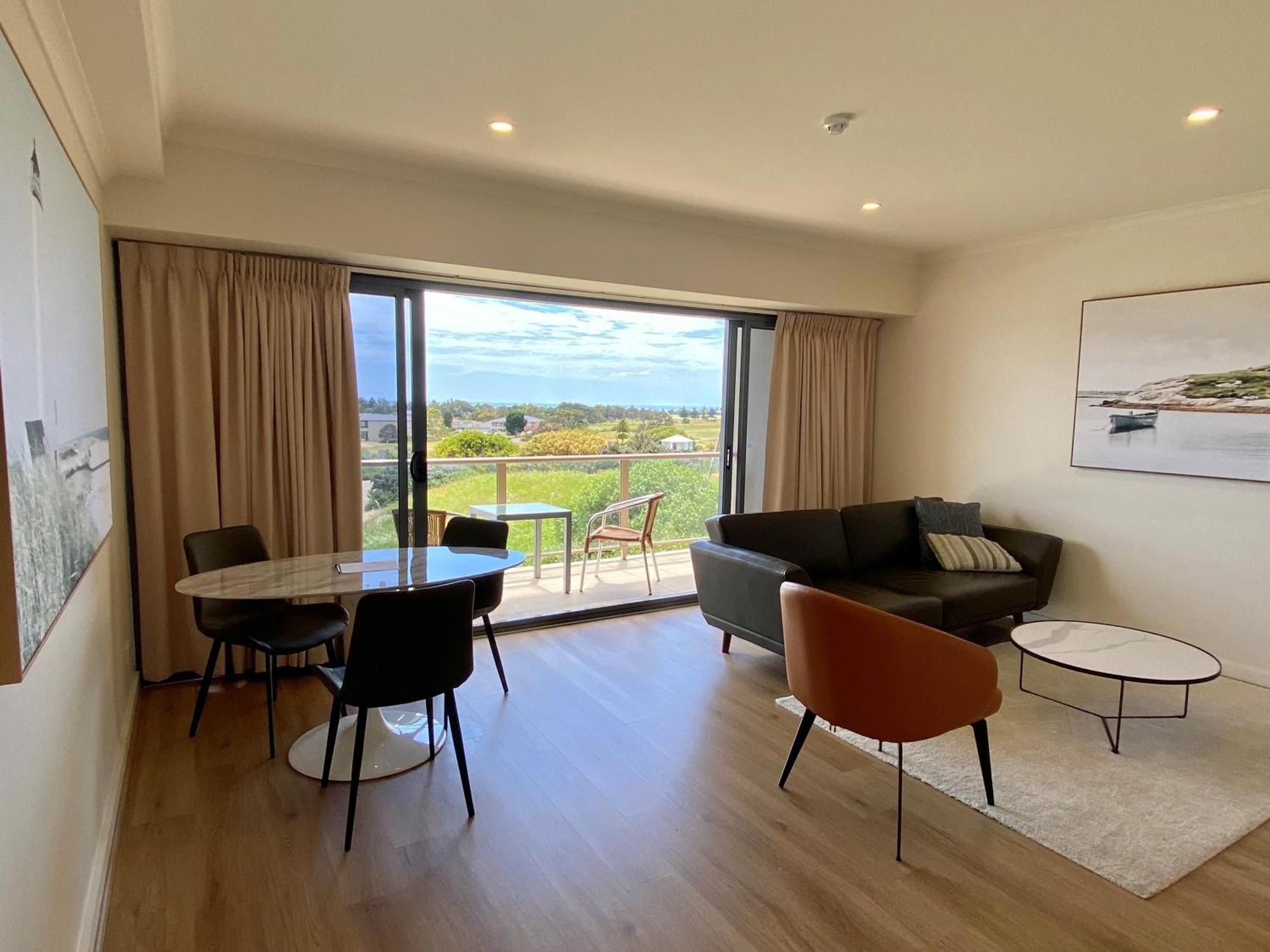 Resort Lady Bay Normanville