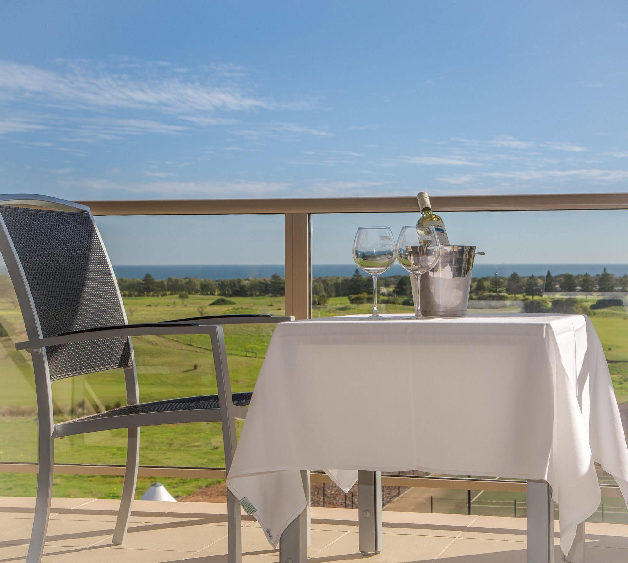 Lady Bay 4* Normanville