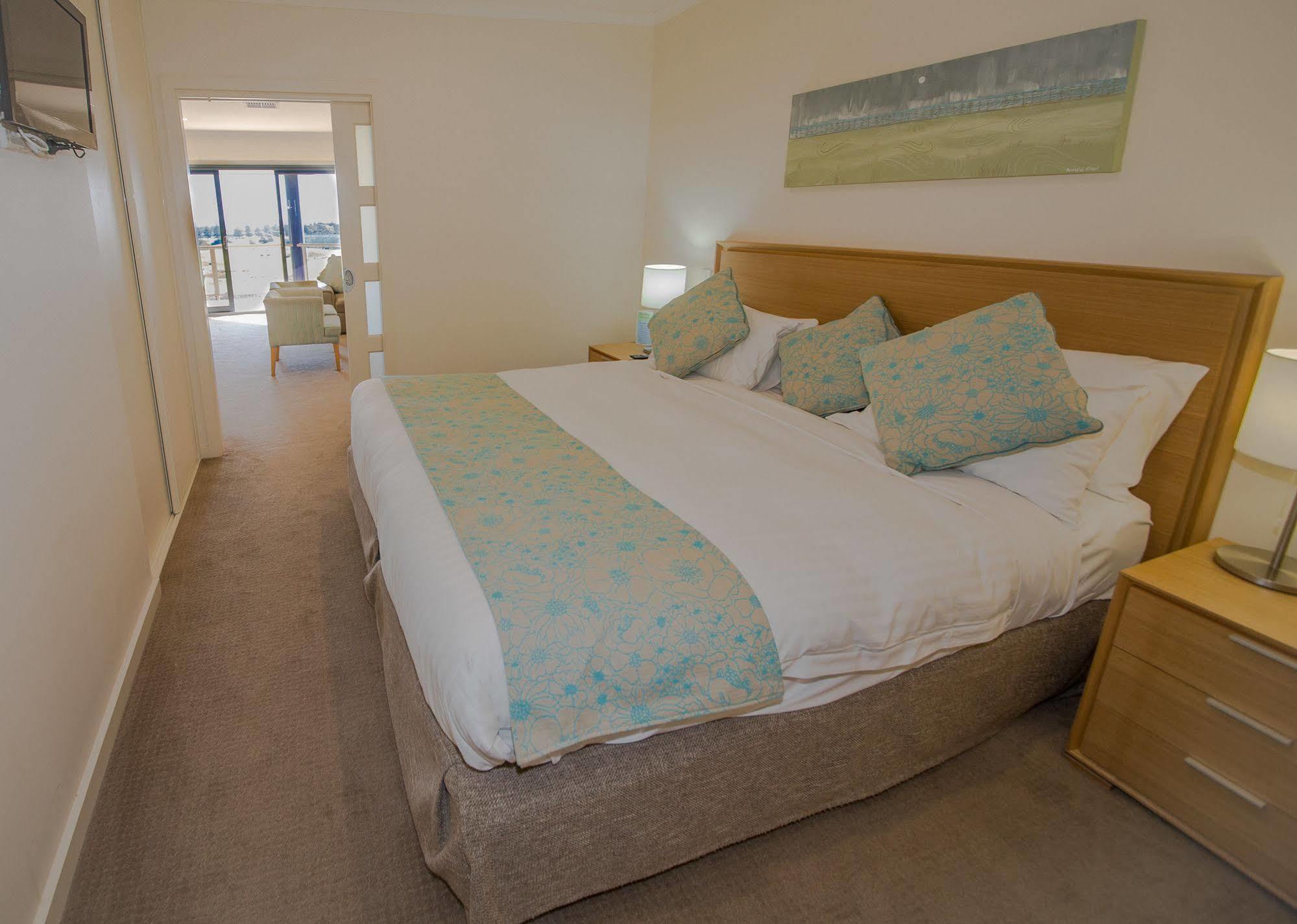 Lady Bay 4* Normanville
